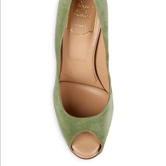 Roger Vivier Shoes - Picture 4 of 6